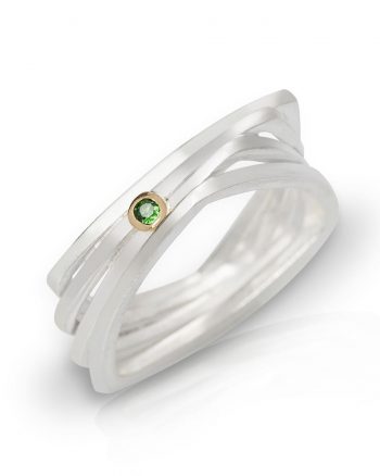 anillo de plata para mujer, anillo de plata de diseño, anillo de plata y oro, anillo de plata oro granate tsavorita