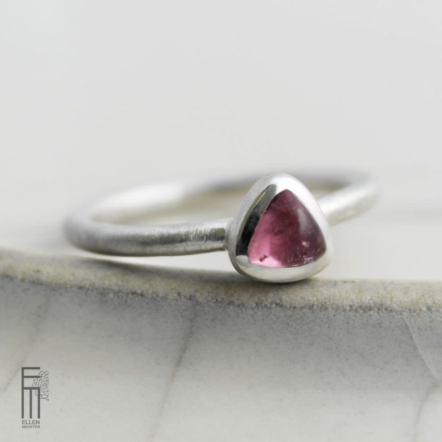 anillo plata turmalina rosa